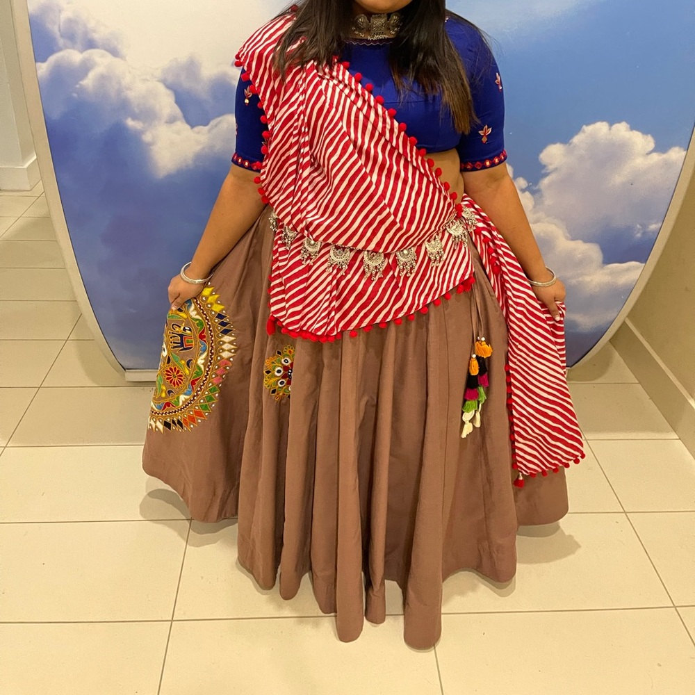 Navratri choli and kurtu also avaible #navratri